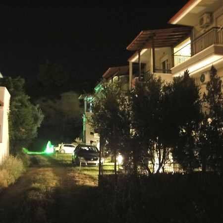Polychrono Nikos Apartment Екстер'єр фото