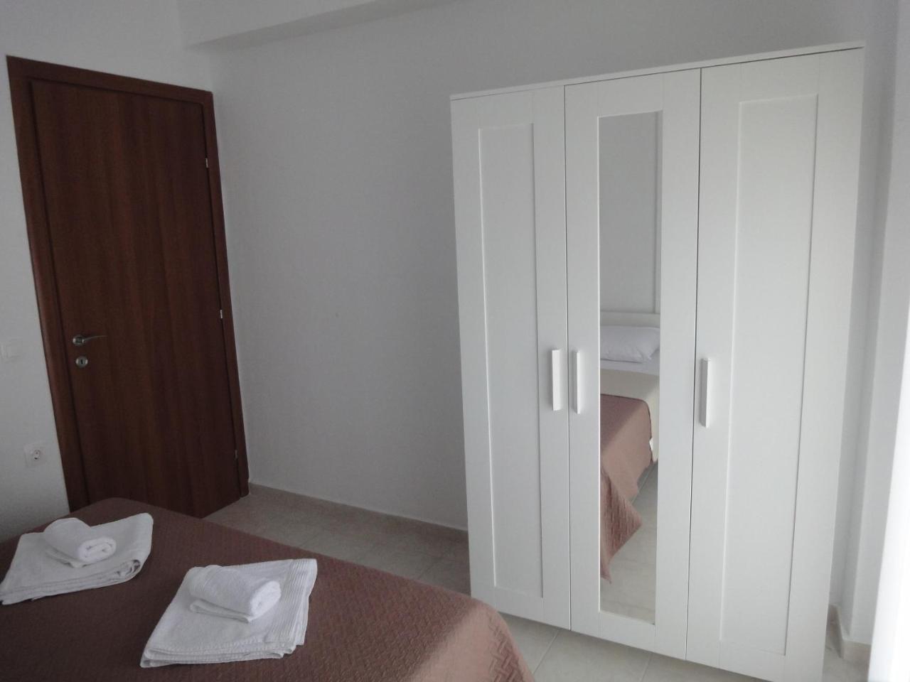 Polychrono Nikos Apartment Екстер'єр фото