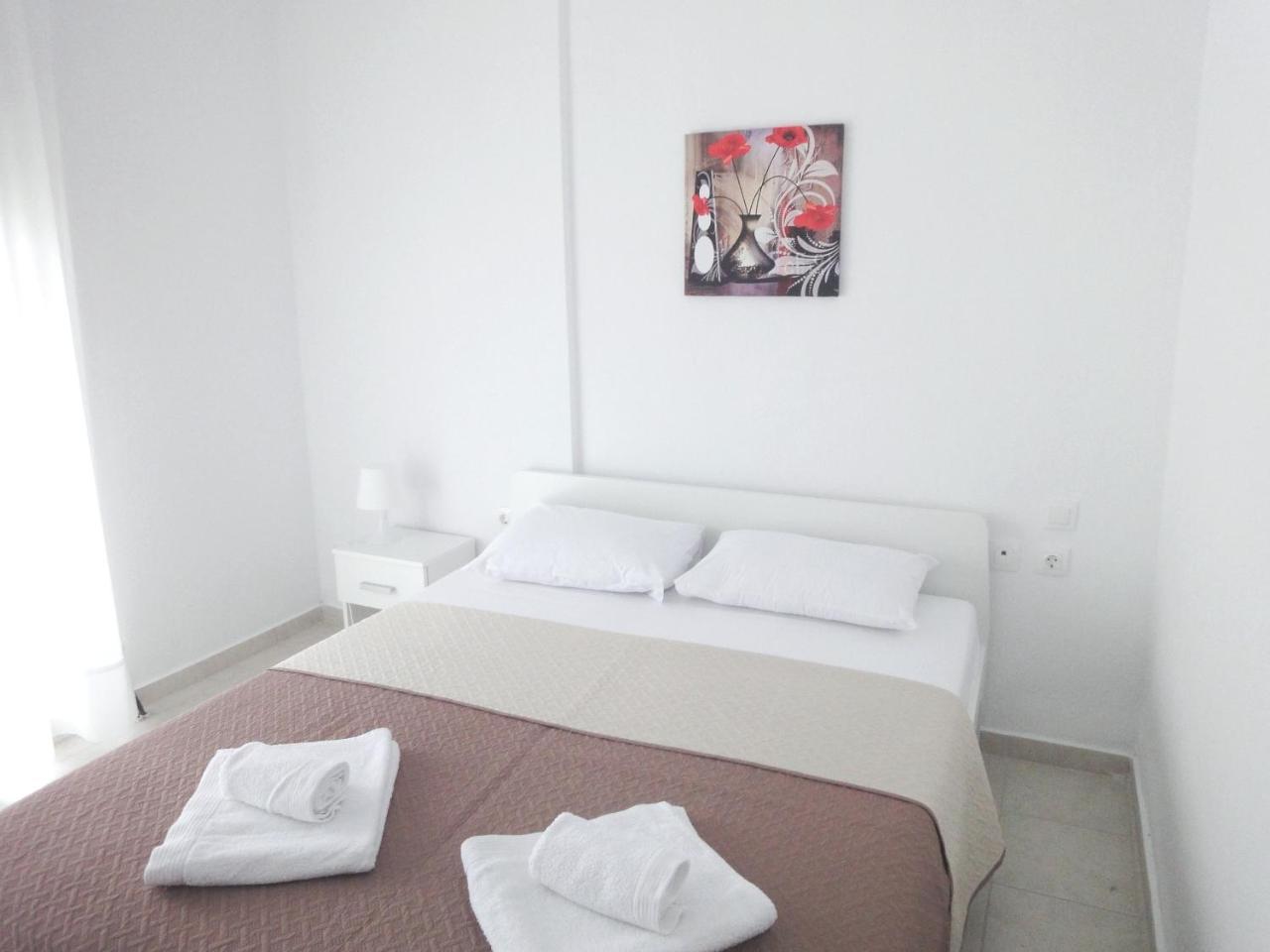 Polychrono Nikos Apartment Екстер'єр фото